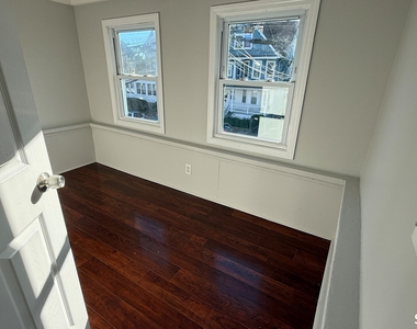 266 Davenport Street - Photo Thumbnail 5