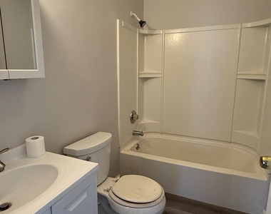 266 Davenport Street - Photo Thumbnail 6