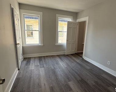 266 Davenport Street - Photo Thumbnail 4