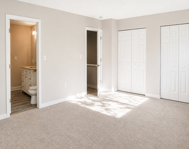 5 Farmington Chase Crescent - Photo Thumbnail 21