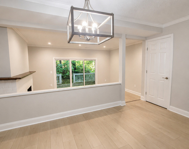 5 Farmington Chase Crescent - Photo Thumbnail 7