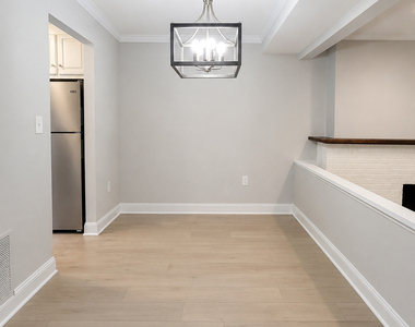 5 Farmington Chase Crescent - Photo Thumbnail 8