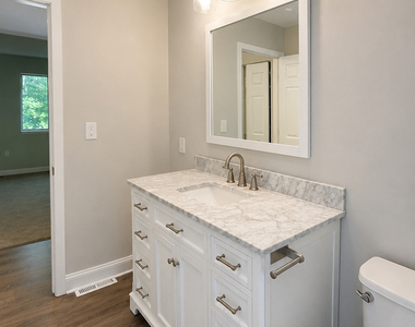 5 Farmington Chase Crescent - Photo Thumbnail 24