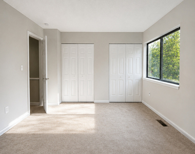 5 Farmington Chase Crescent - Photo Thumbnail 22