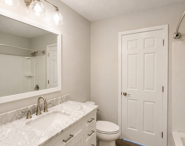 5 Farmington Chase Crescent - Photo Thumbnail 25