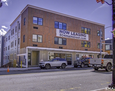 804 Main Street - Photo Thumbnail 19