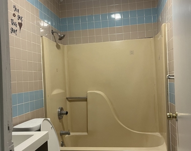 77 Meadow Street - Photo Thumbnail 8