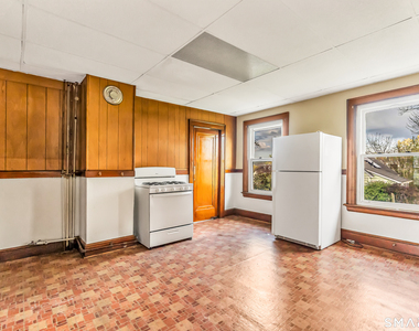 362 Congress Avenue - Photo Thumbnail 13