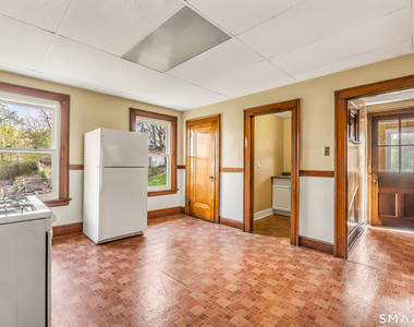 362 Congress Avenue - Photo Thumbnail 10