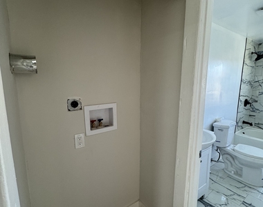 30 Davis Street - Photo Thumbnail 5