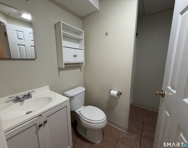 512 Townsend Avenue - Photo Thumbnail 10