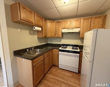 512 Townsend Avenue - Photo Thumbnail 6