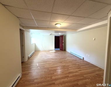 512 Townsend Avenue - Photo Thumbnail 8