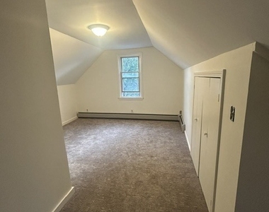 42 Berry Street - Photo Thumbnail 6