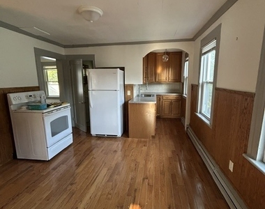 42 Berry Street - Photo Thumbnail 1