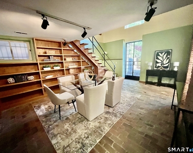 621 Chapel Street - Photo Thumbnail 16