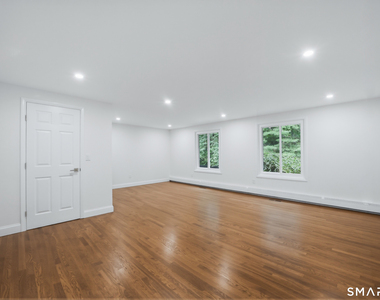 21 Deepwood Road - Photo Thumbnail 11