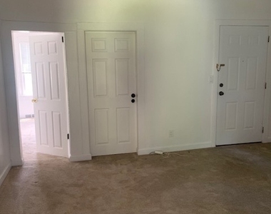 6 Kellogg Street - Photo Thumbnail 3