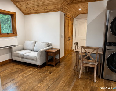 12 Cedarstone Road - Photo Thumbnail 5