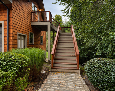 12 Cedarstone Road - Photo Thumbnail 1