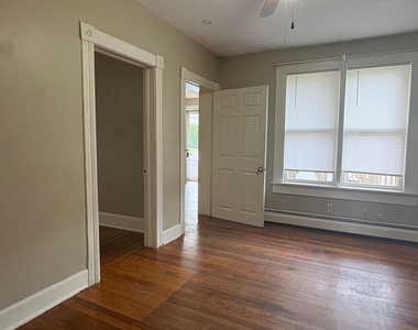 58 Lake Street - Photo Thumbnail 4