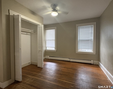 58 Lake Street - Photo Thumbnail 6