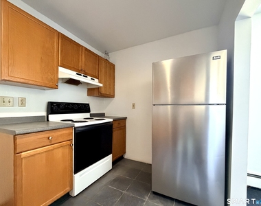 13 Jefferson Avenue - Photo Thumbnail 9