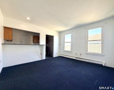 13 Jefferson Avenue - Photo Thumbnail 1