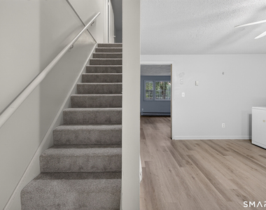 11b Maple Avenue - Photo Thumbnail 11