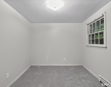 11b Maple Avenue - Photo Thumbnail 19