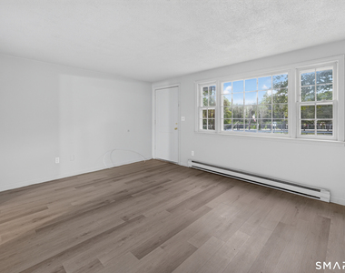 11b Maple Avenue - Photo Thumbnail 3
