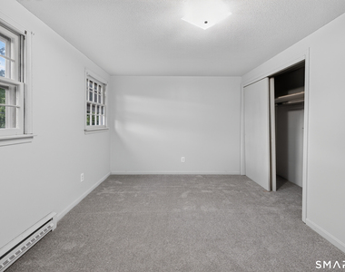 11b Maple Avenue - Photo Thumbnail 18