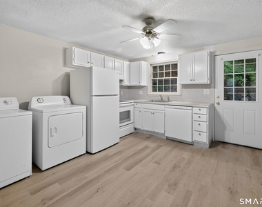11b Maple Avenue - Photo Thumbnail 6