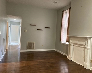 1207 W North Ave - Photo Thumbnail 1