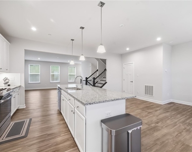 196 Moyer Hill - Photo Thumbnail 8