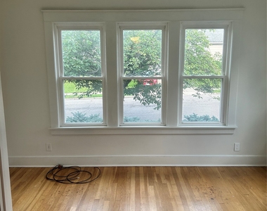 125 Crary Avenue - Photo Thumbnail 8