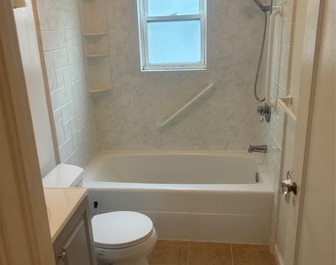 125 Crary Avenue - Photo Thumbnail 19