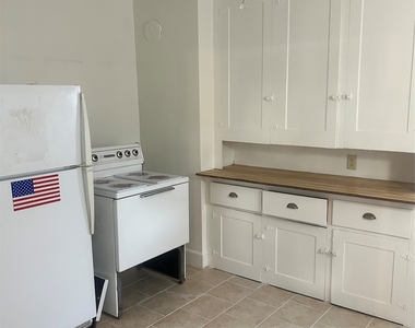 125 Crary Avenue - Photo Thumbnail 11