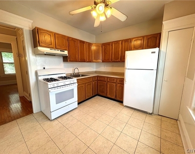 71 Chedell Place - Photo Thumbnail 2