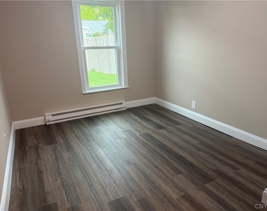 6050 S Main Street - Photo Thumbnail 9