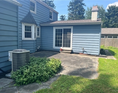 10 Ely Drive - Photo Thumbnail 3