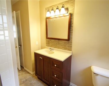 45 Brighton Park - Photo Thumbnail 14