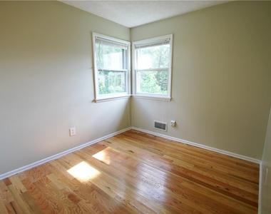 45 Brighton Park - Photo Thumbnail 17