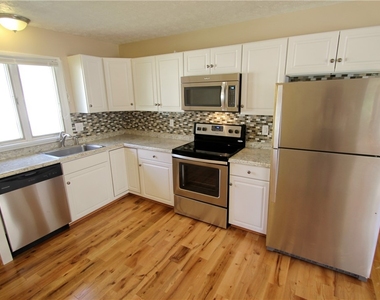 45 Brighton Park - Photo Thumbnail 3