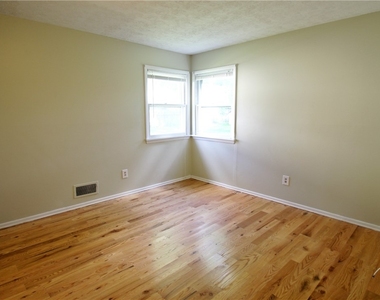 45 Brighton Park - Photo Thumbnail 15