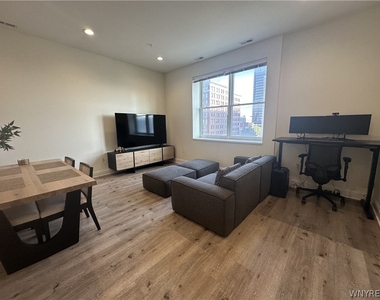 251 Main Street - Photo Thumbnail 9