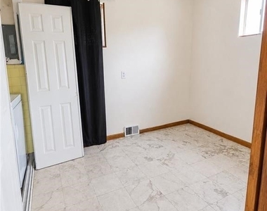 61 Beach Road - Photo Thumbnail 6