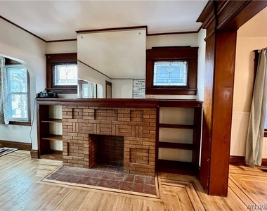 502 Lisbon Avenue - Photo Thumbnail 2