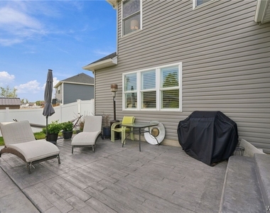4665 Carlyes Court - Photo Thumbnail 44