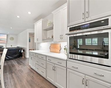 4665 Carlyes Court - Photo Thumbnail 9